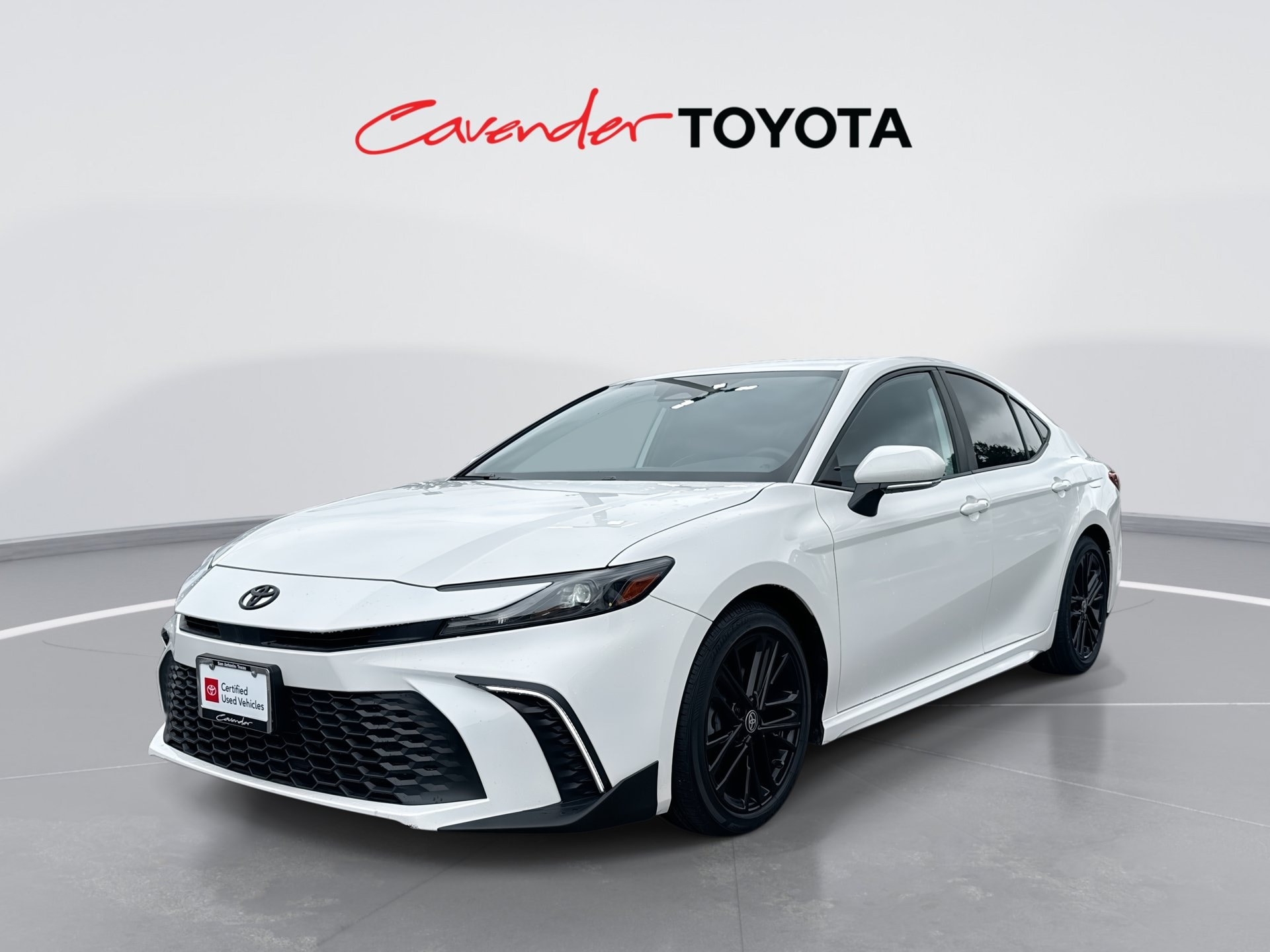 Ice Cap 2025 Toyota Camry Sedan Front-Wheel Drive Continuously Variable Transmission