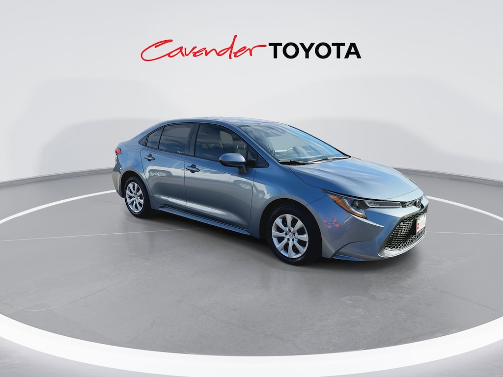2020 Toyota Corolla LE photo 3