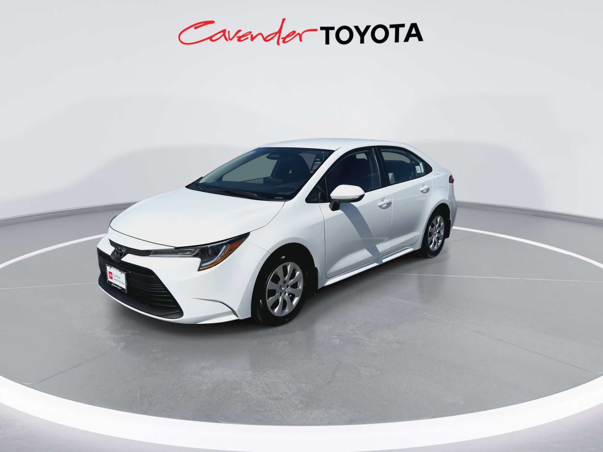 2025 Toyota Corolla LE photo 3