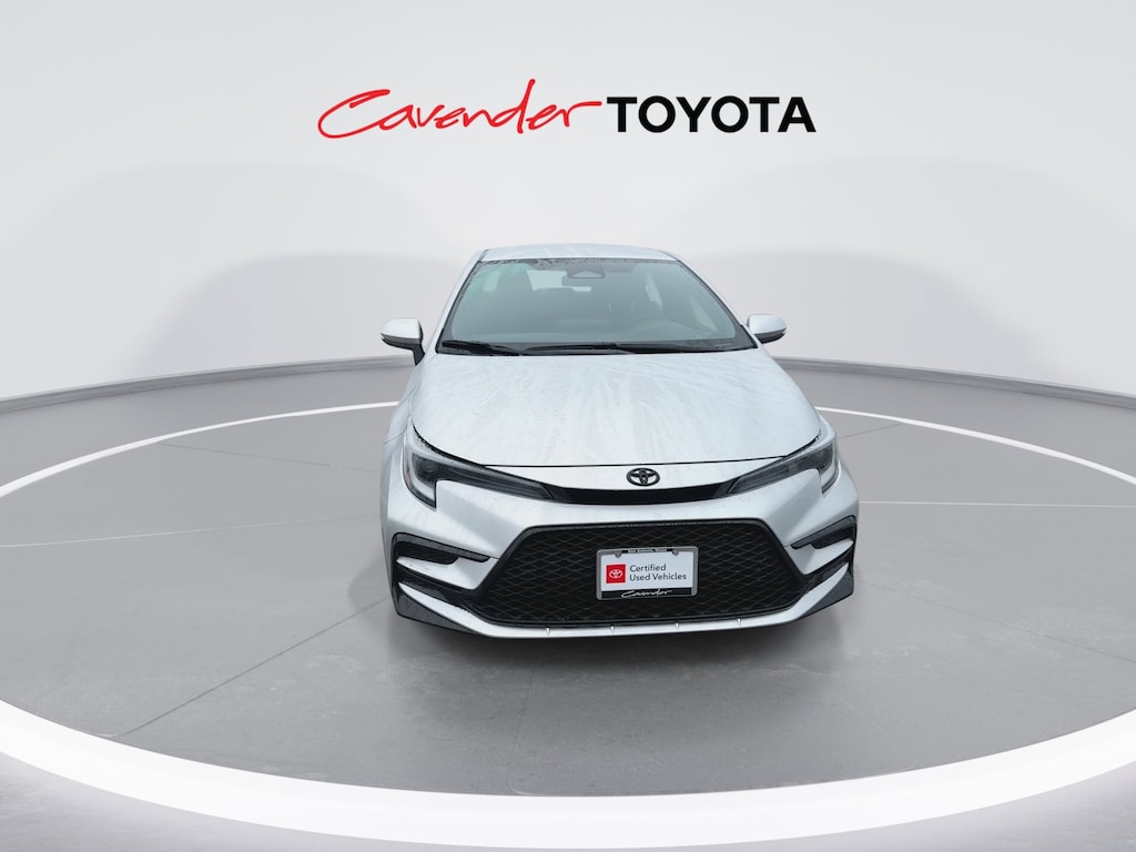 2026 Toyota Corolla SE photo 3