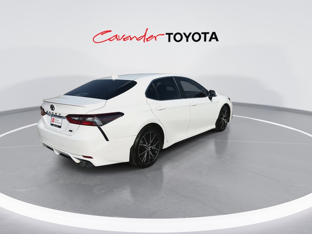 2023 Toyota Camry SE photo 9