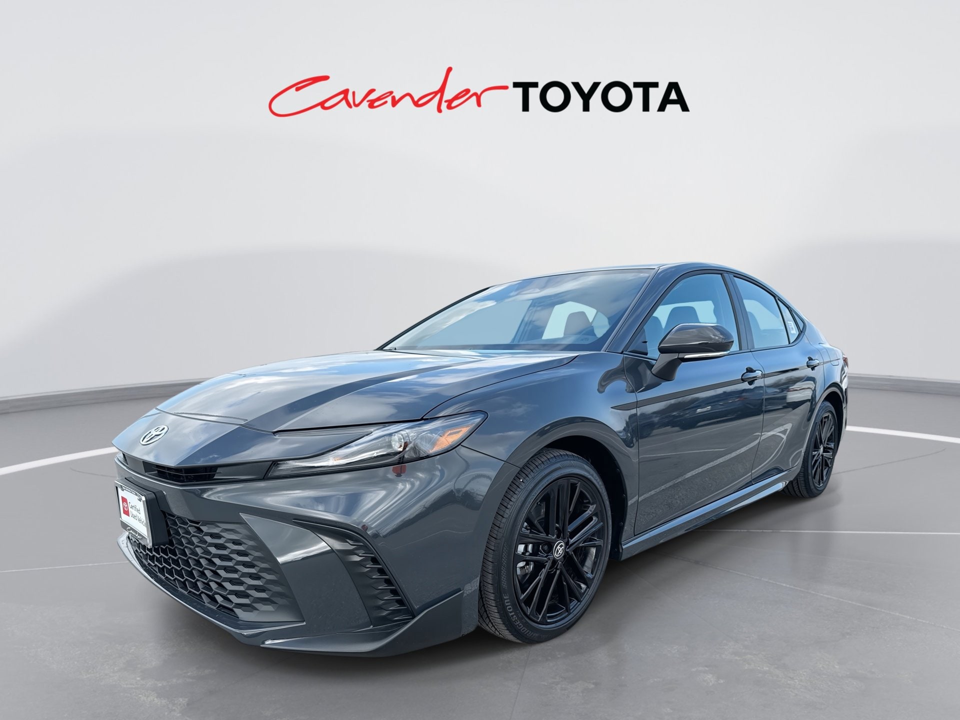 2026 Toyota Camry SE's photo