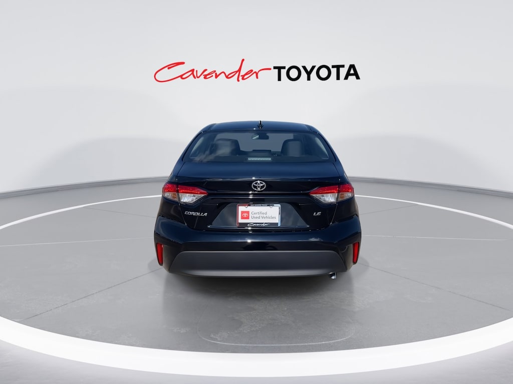 2025 Toyota Corolla LE photo 7