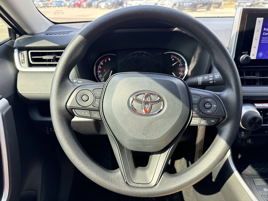 2025 Toyota RAV4 LE photo 11