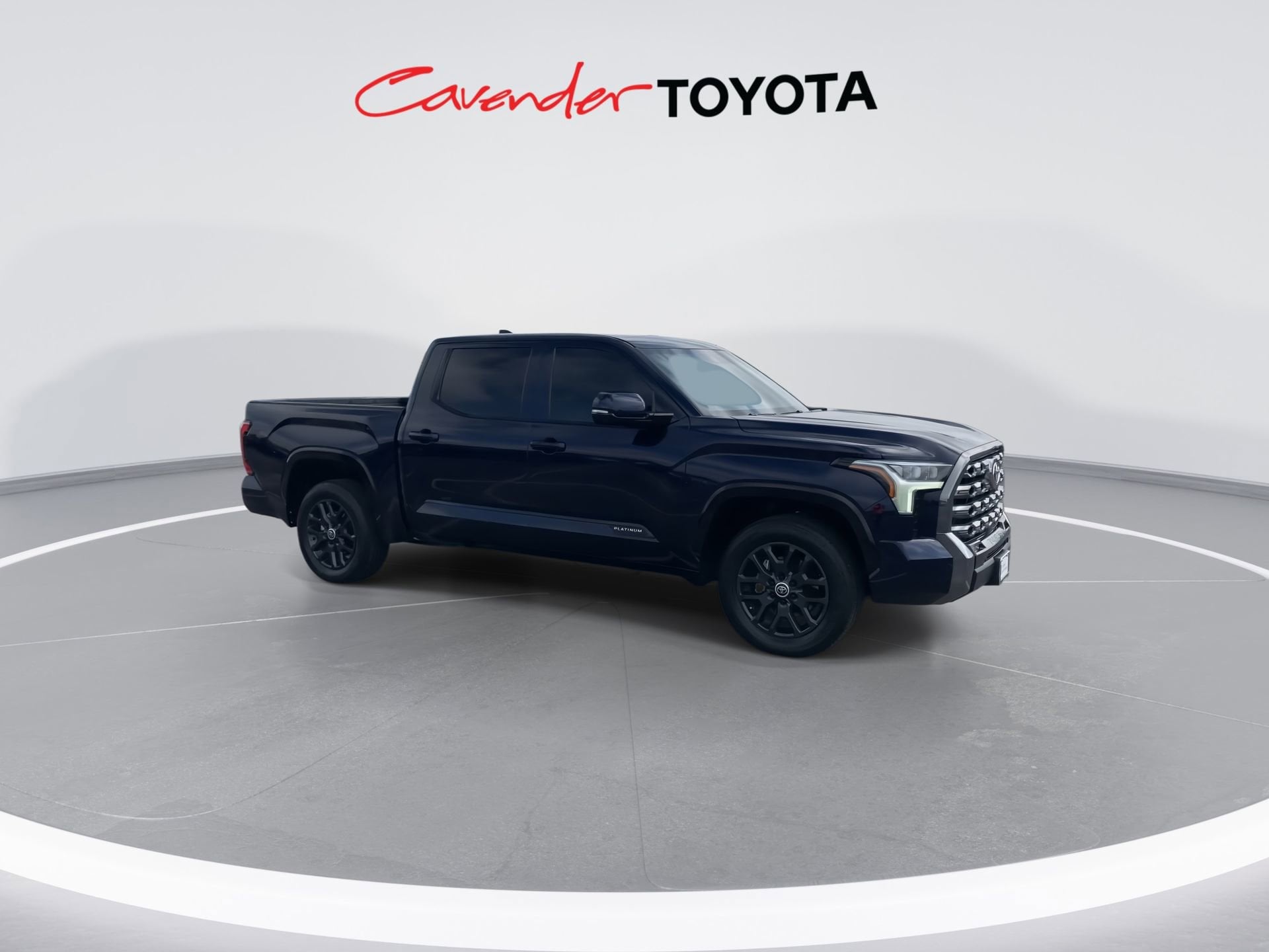Used 2024 Toyota Tundra Platinum with VIN 5TFNA5AB0RX031298 for sale in San Antonio, TX