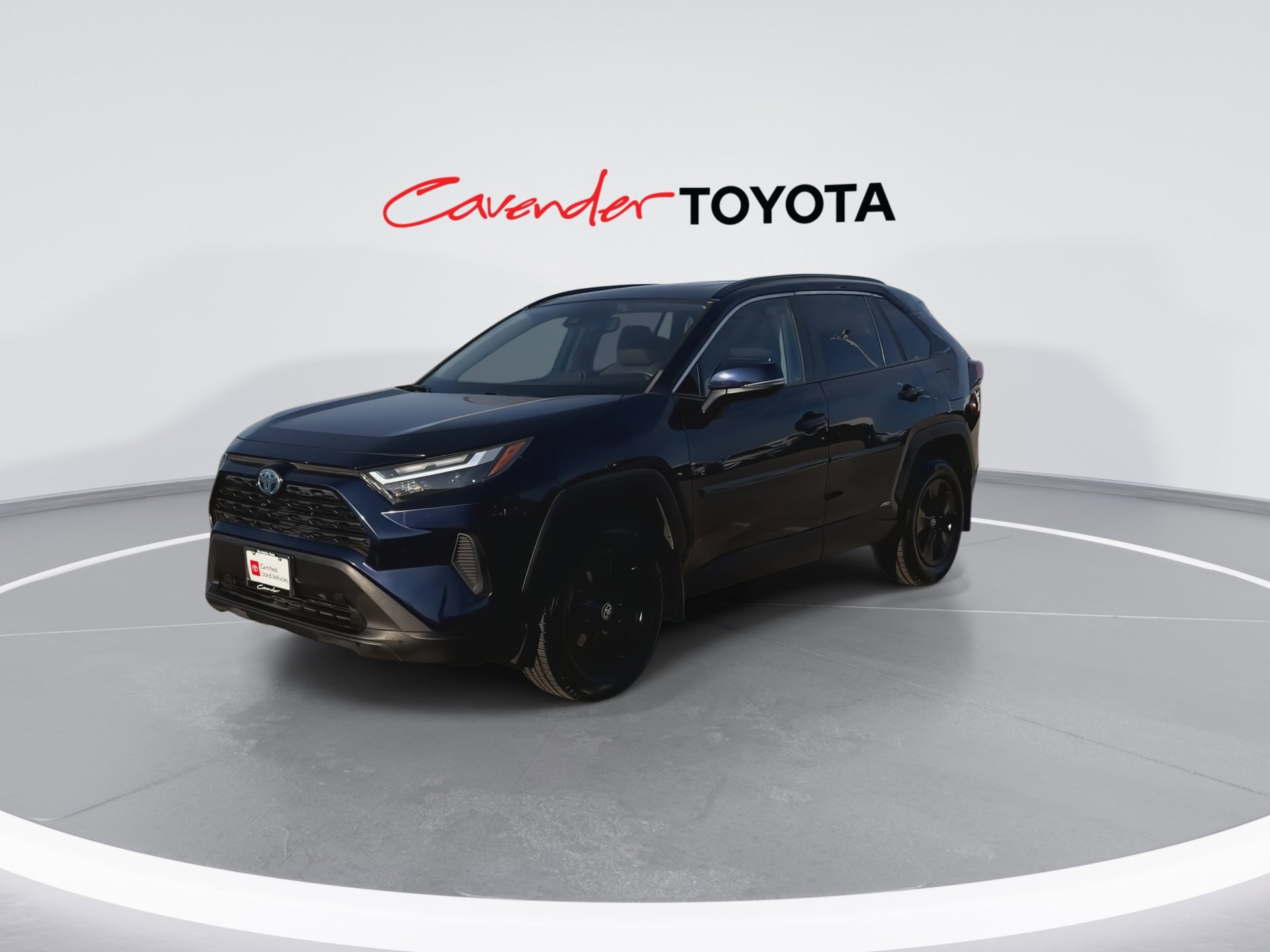 2022 Toyota RAV4 Hybrid XLE photo 4