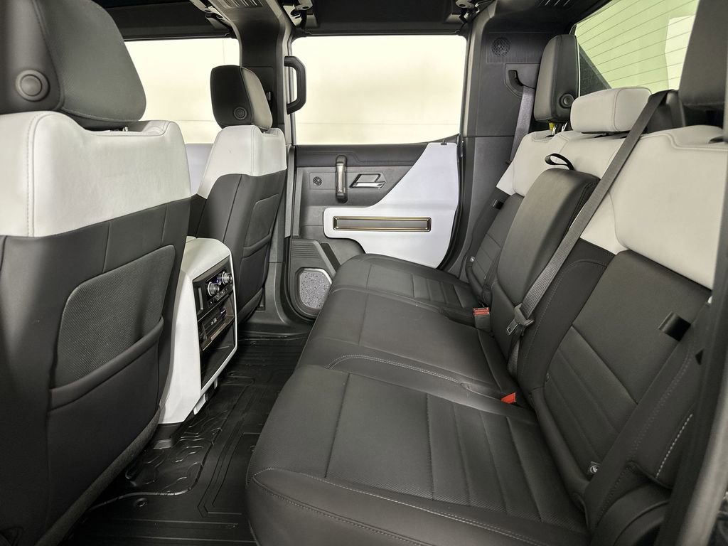 2024 GMC HUMMER EV 2X - Photo 26