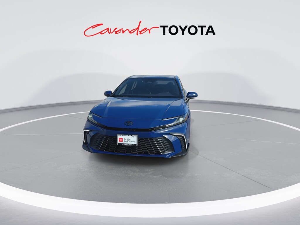 Used 2025 Toyota Camry SE Convenience Sedan
