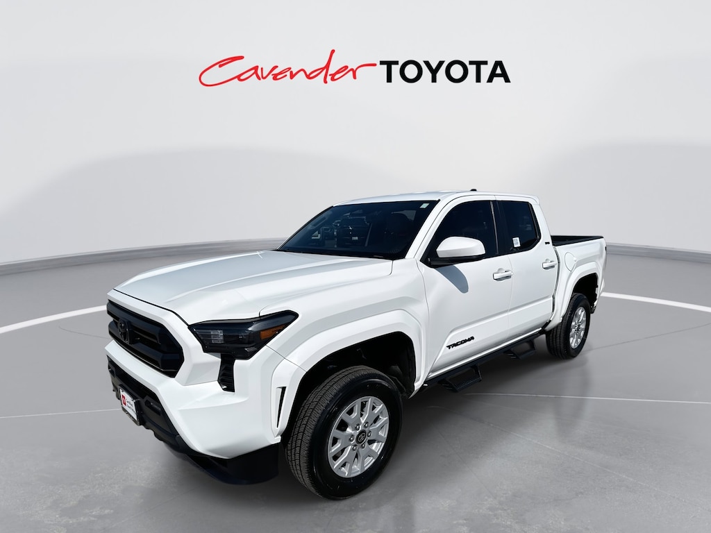 2025 Toyota Tacoma SR5 photo 2