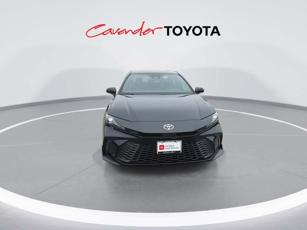 2026 Toyota Camry SE photo 4