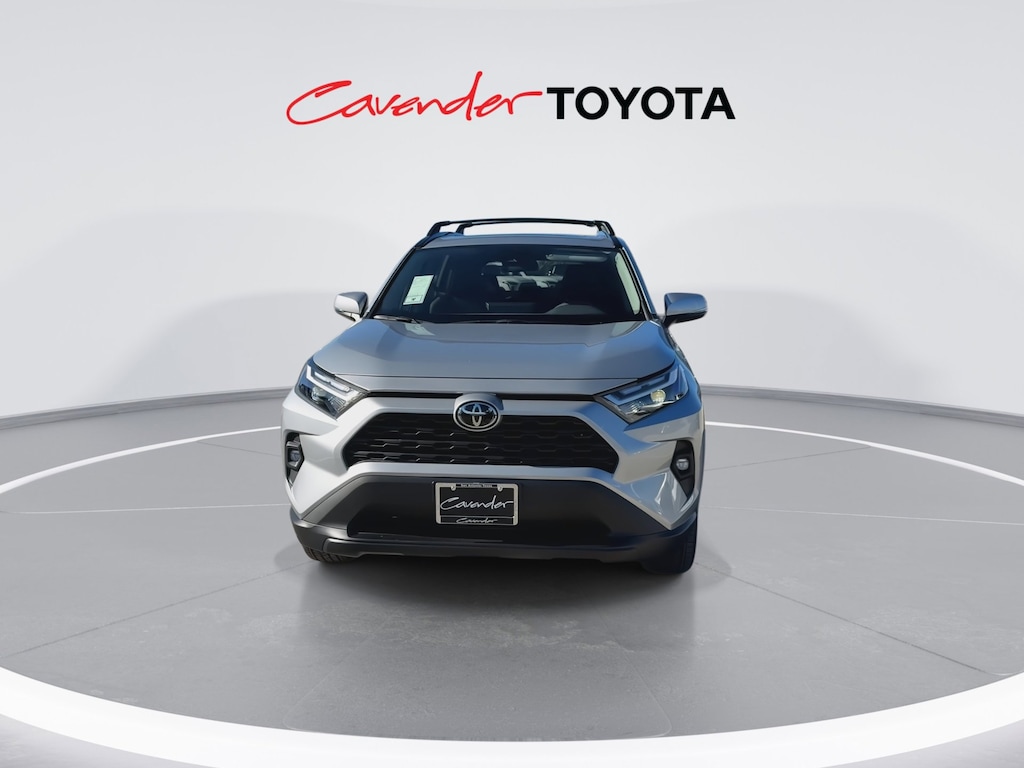 2025 Toyota RAV4 XLE Premium photo 3