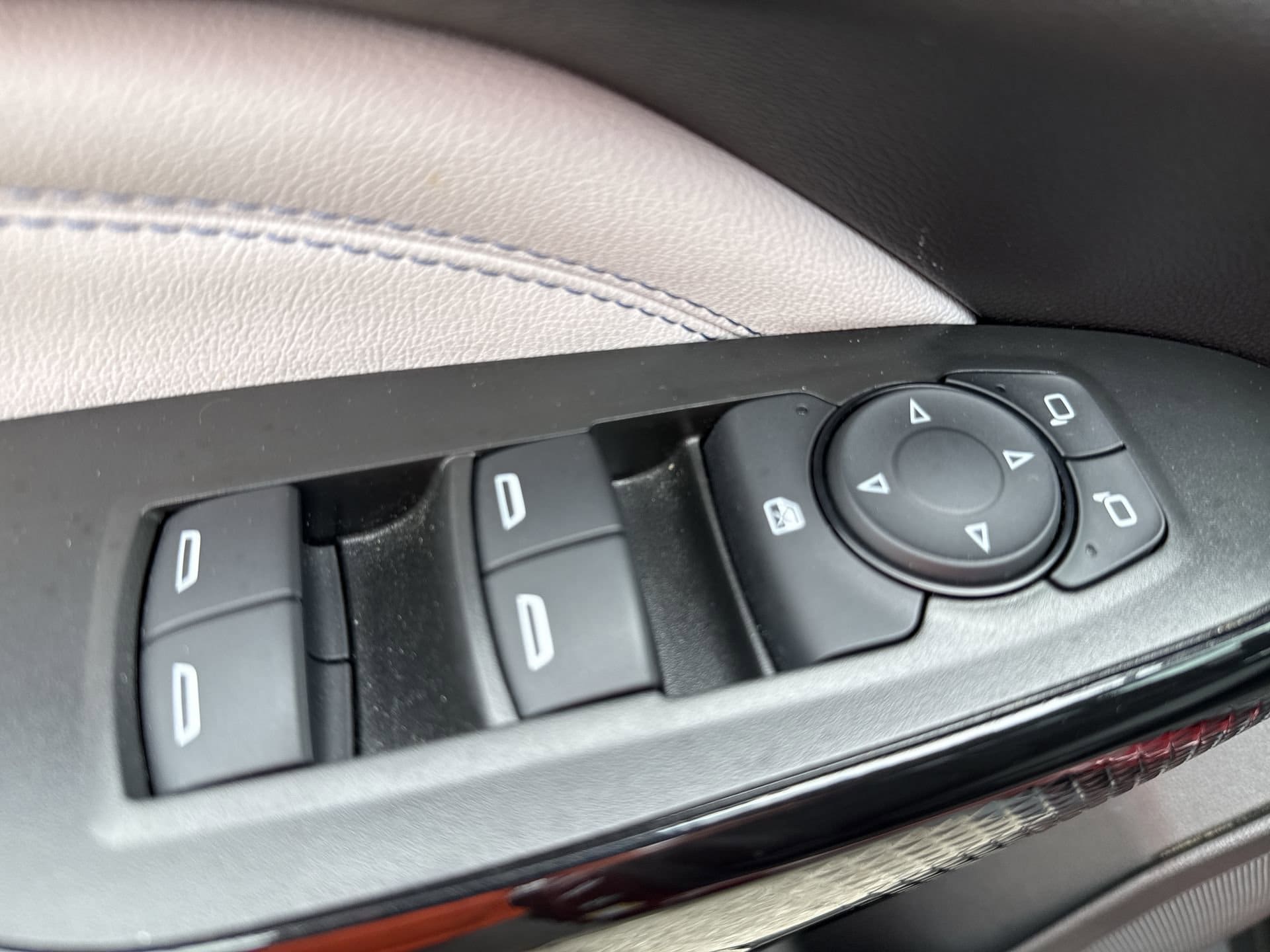 2025 Chevrolet Trax LT - Photo 15