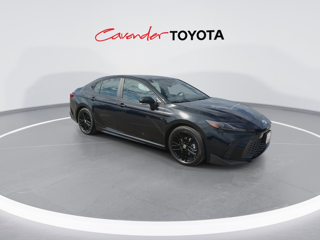 2025 Toyota Camry SE photo 2