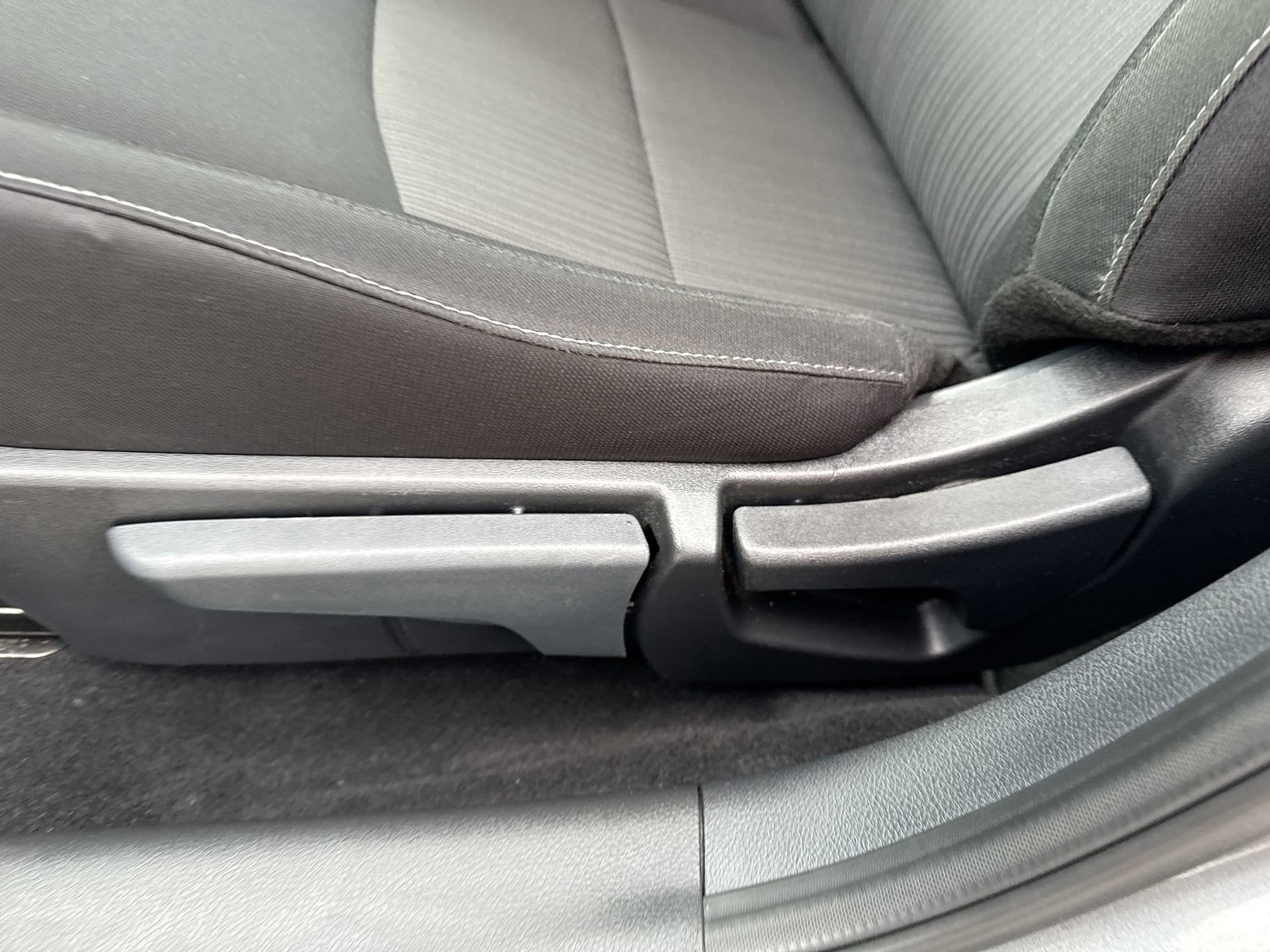2025 Nissan Sentra SV - Photo 14