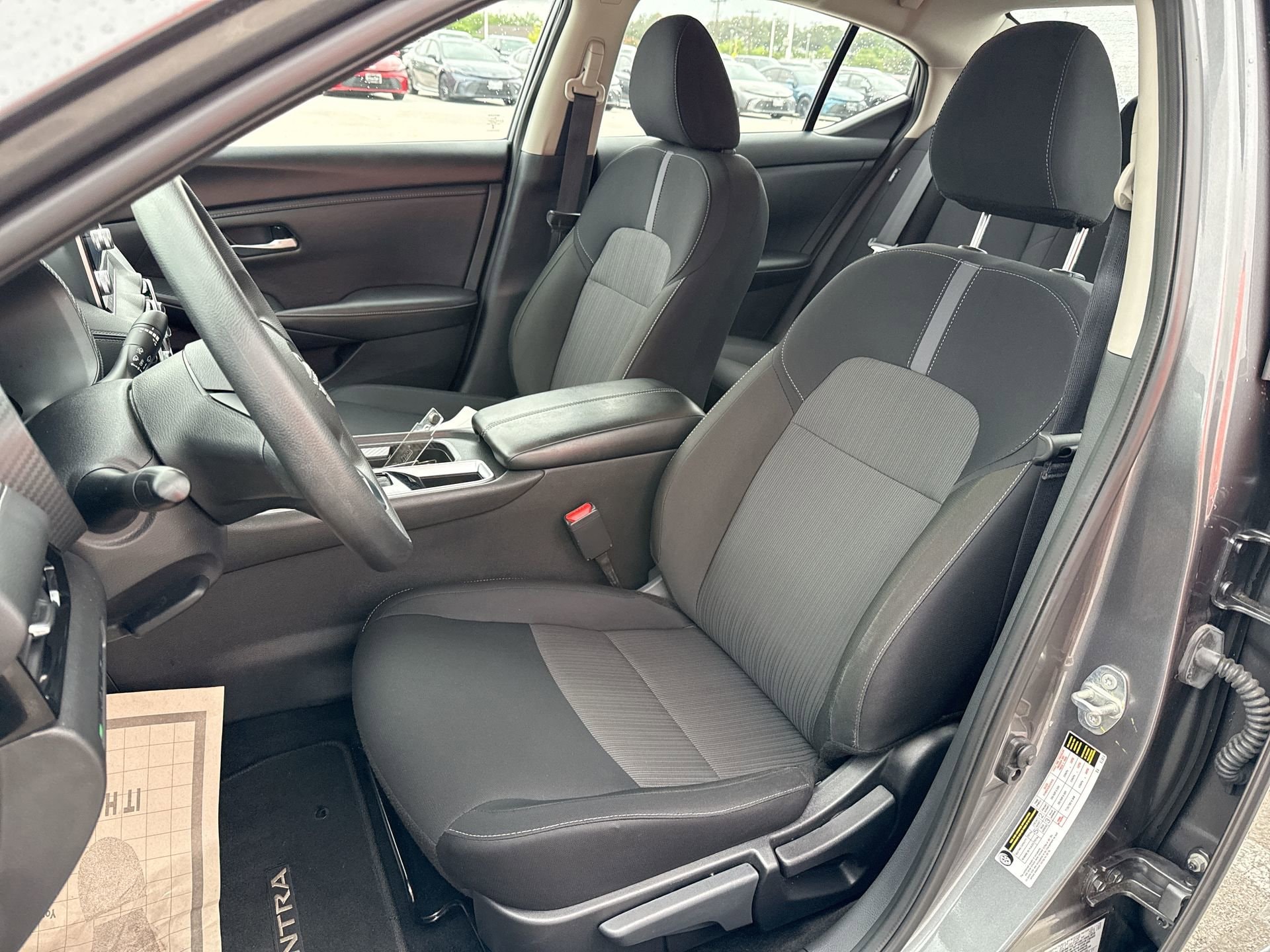 2025 Nissan Sentra SV - Photo 13