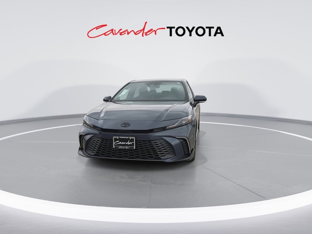 2026 Toyota Camry SE photo 3