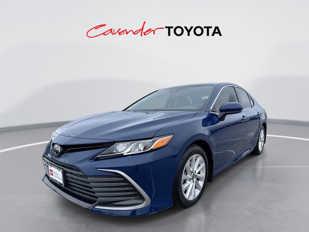 2024 Toyota Camry LE photo 2