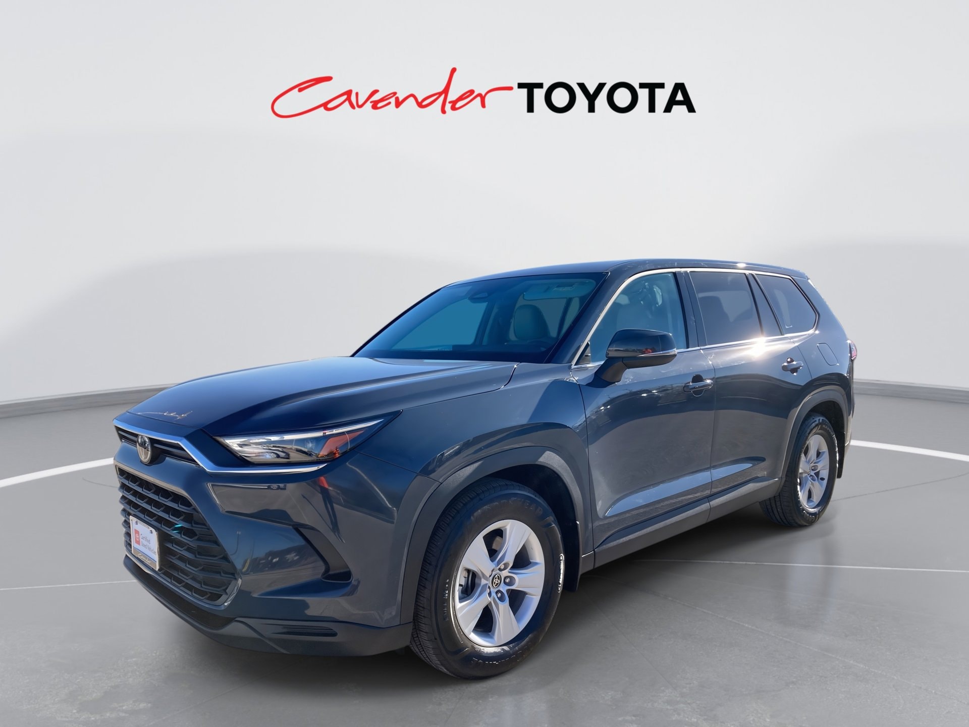 2025 Toyota Grand Highlander LE's photo