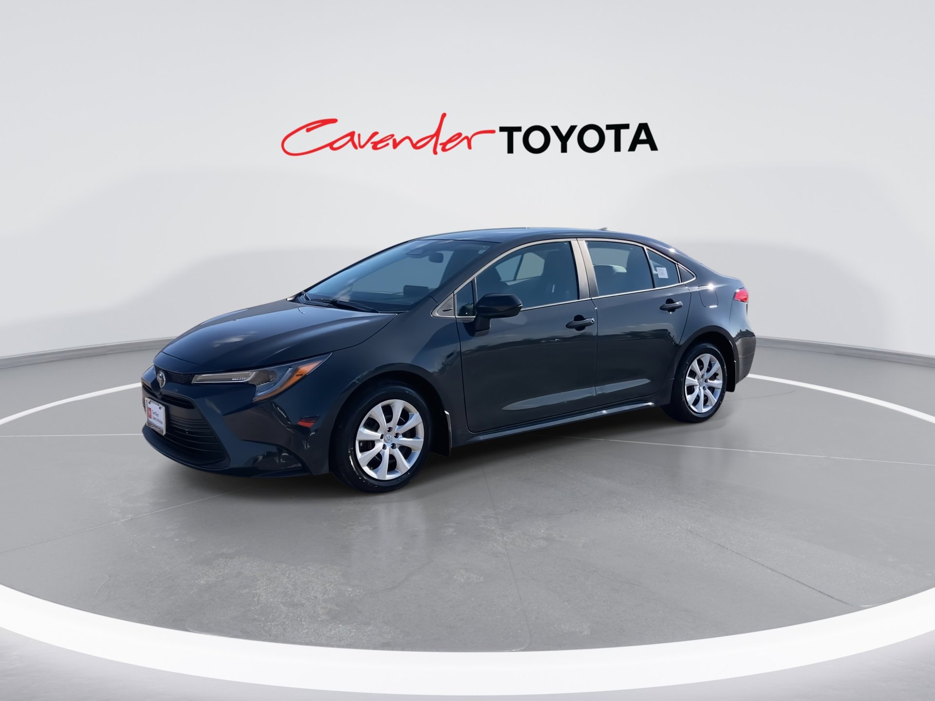2025 Toyota Corolla LE photo 4