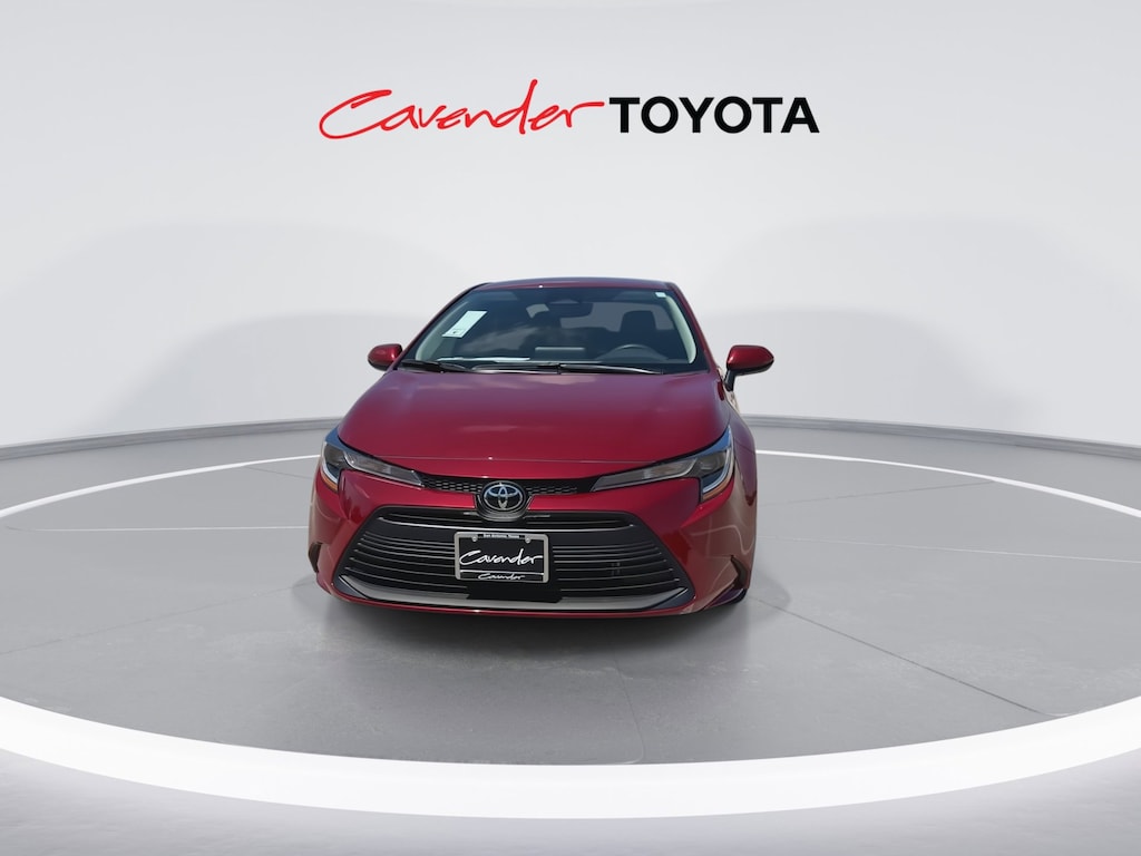 2026 Toyota Corolla LE photo 3