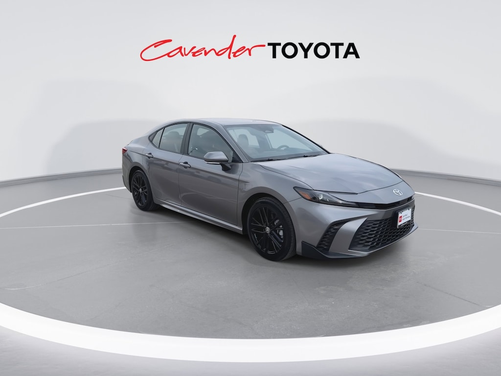2026 Toyota Camry SE photo 2