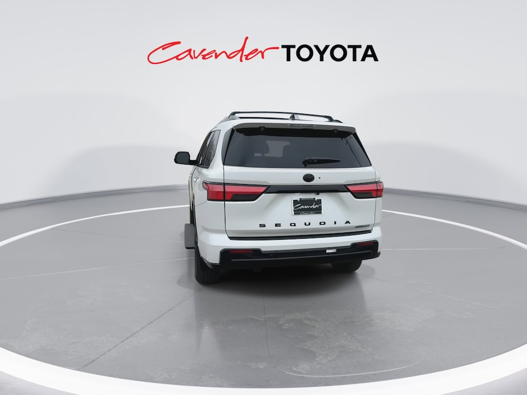2026 Toyota Sequoia Platinum photo 3