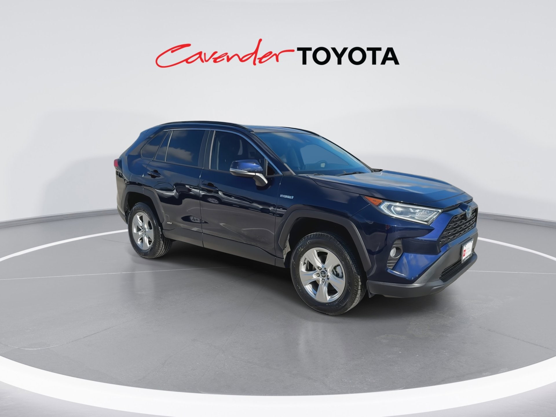 Used 2021 Toyota RAV4 XLE with VIN 4T3R6RFVXMU013420 for sale in Northfield, Minnesota