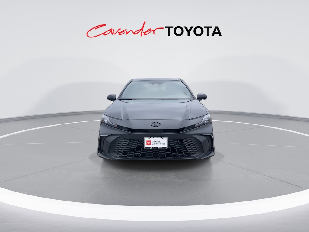 2026 Toyota Camry SE photo 3
