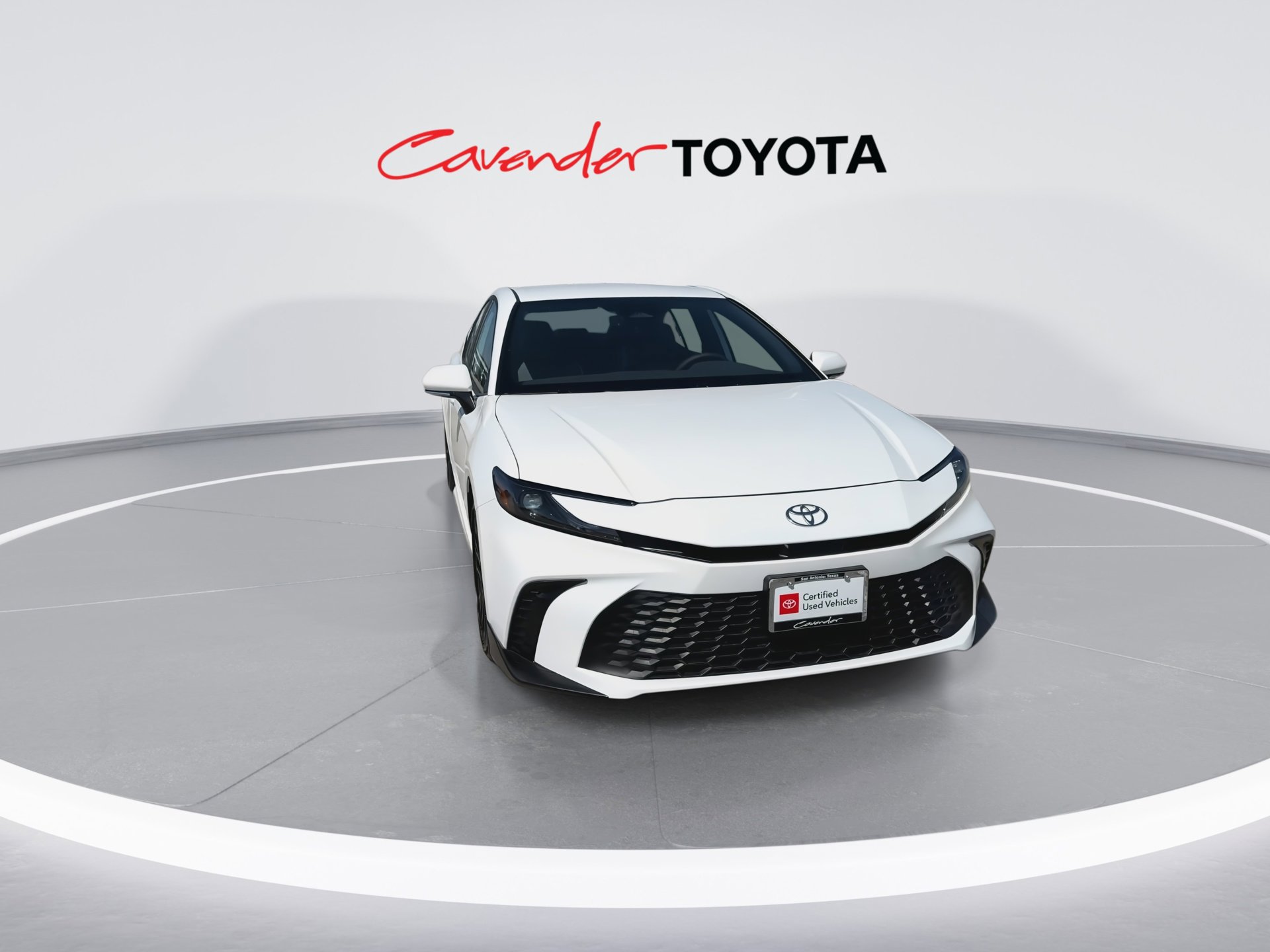 2025 Toyota Camry SE photo 3