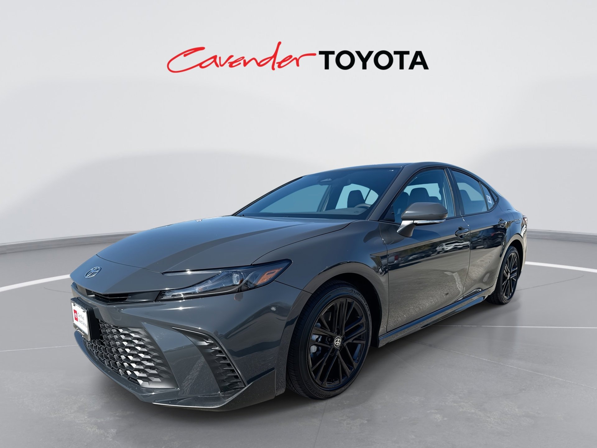 2026 Toyota Camry SE's photo