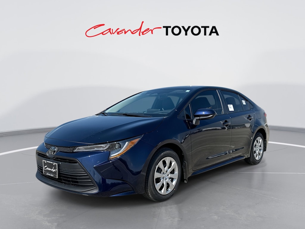 2026 Toyota Corolla LE photo 2