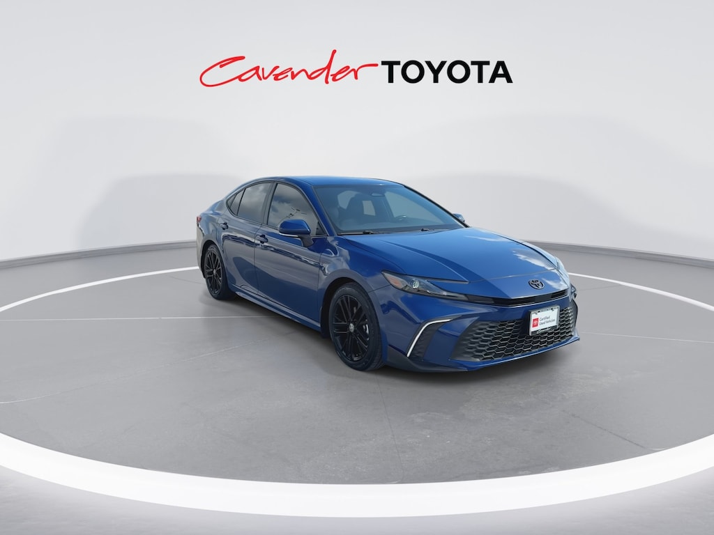 Used 2025 Toyota Camry SE Convenience Sedan