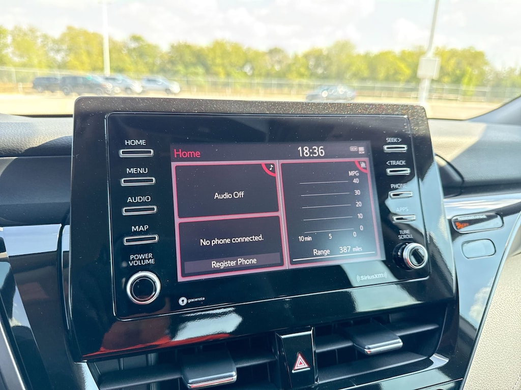 2023 Toyota Camry SE photo 13