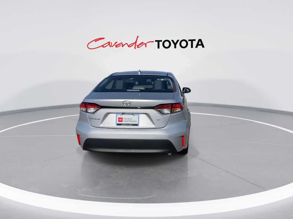 2025 Toyota Corolla LE photo 8