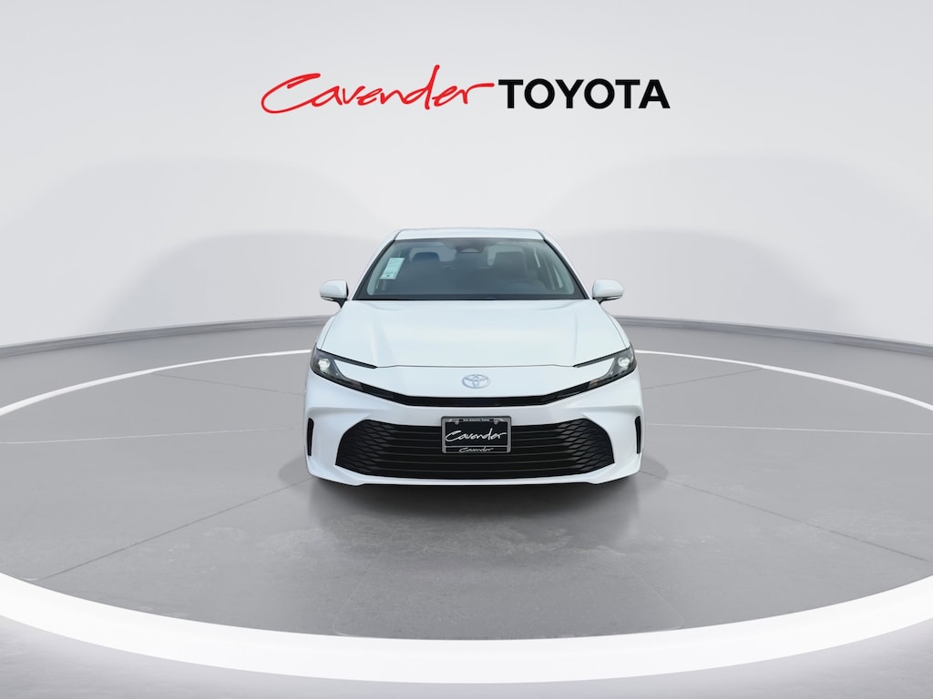 2026 Toyota Camry LE photo 3