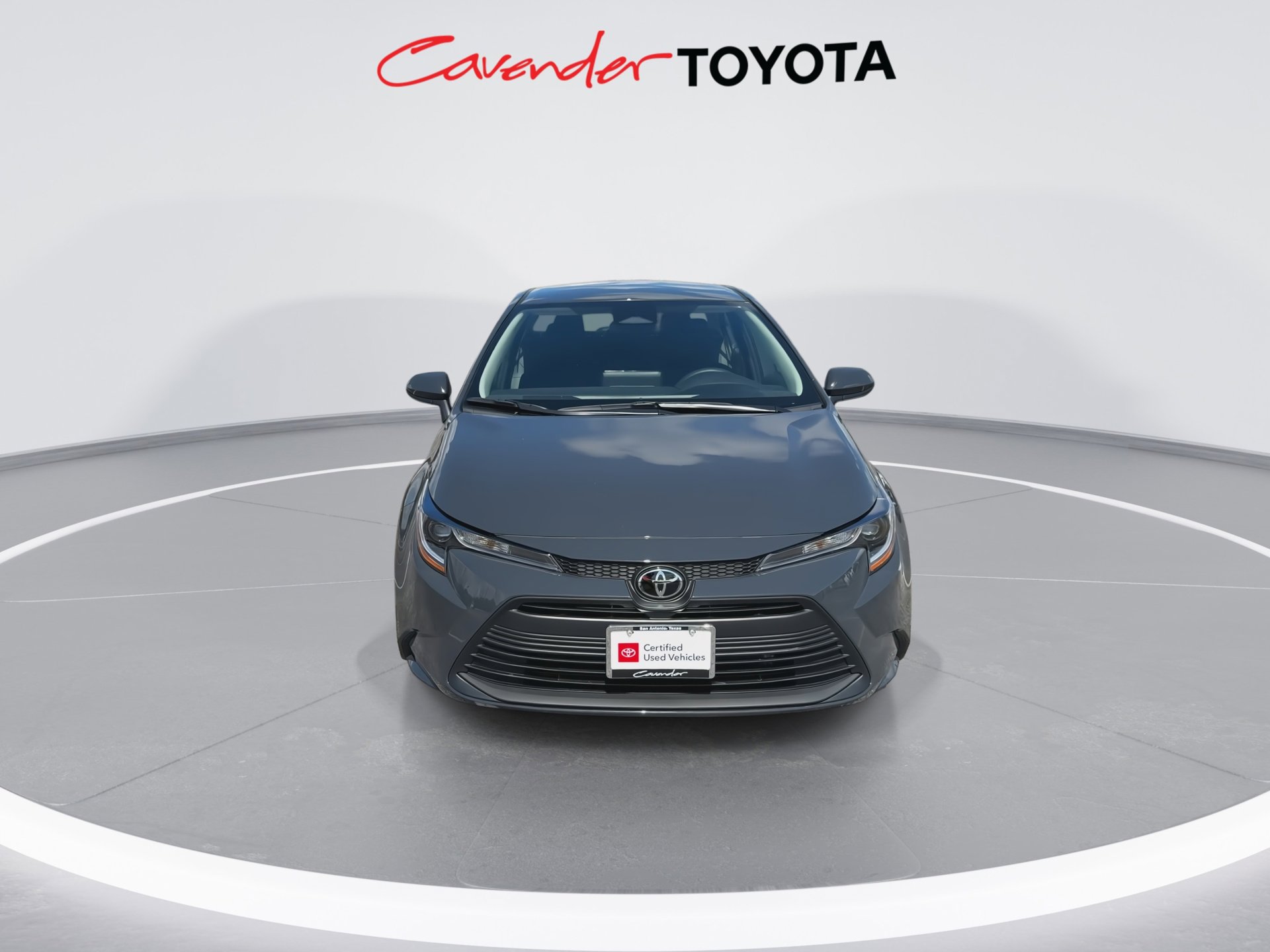 2025 Toyota Corolla LE photo 3