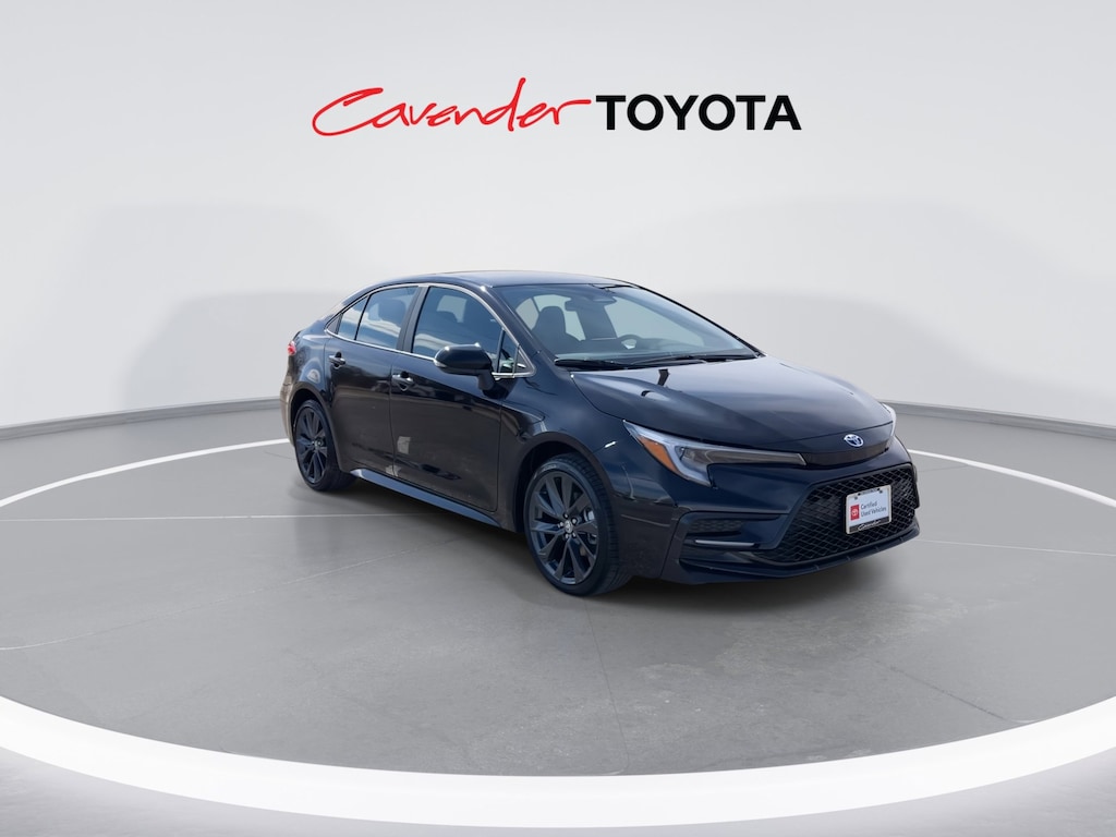 2026 Toyota Corolla SE photo 3