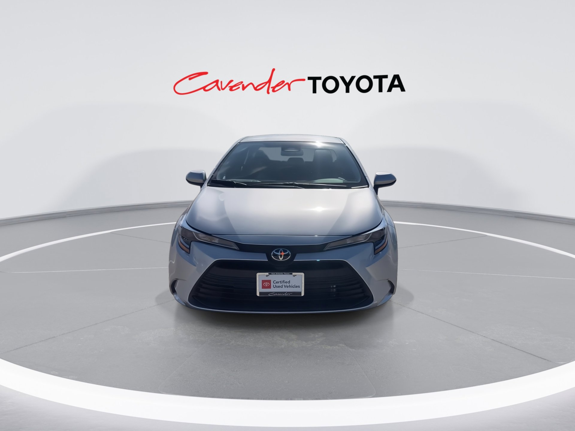 2025 Toyota Corolla LE photo 3