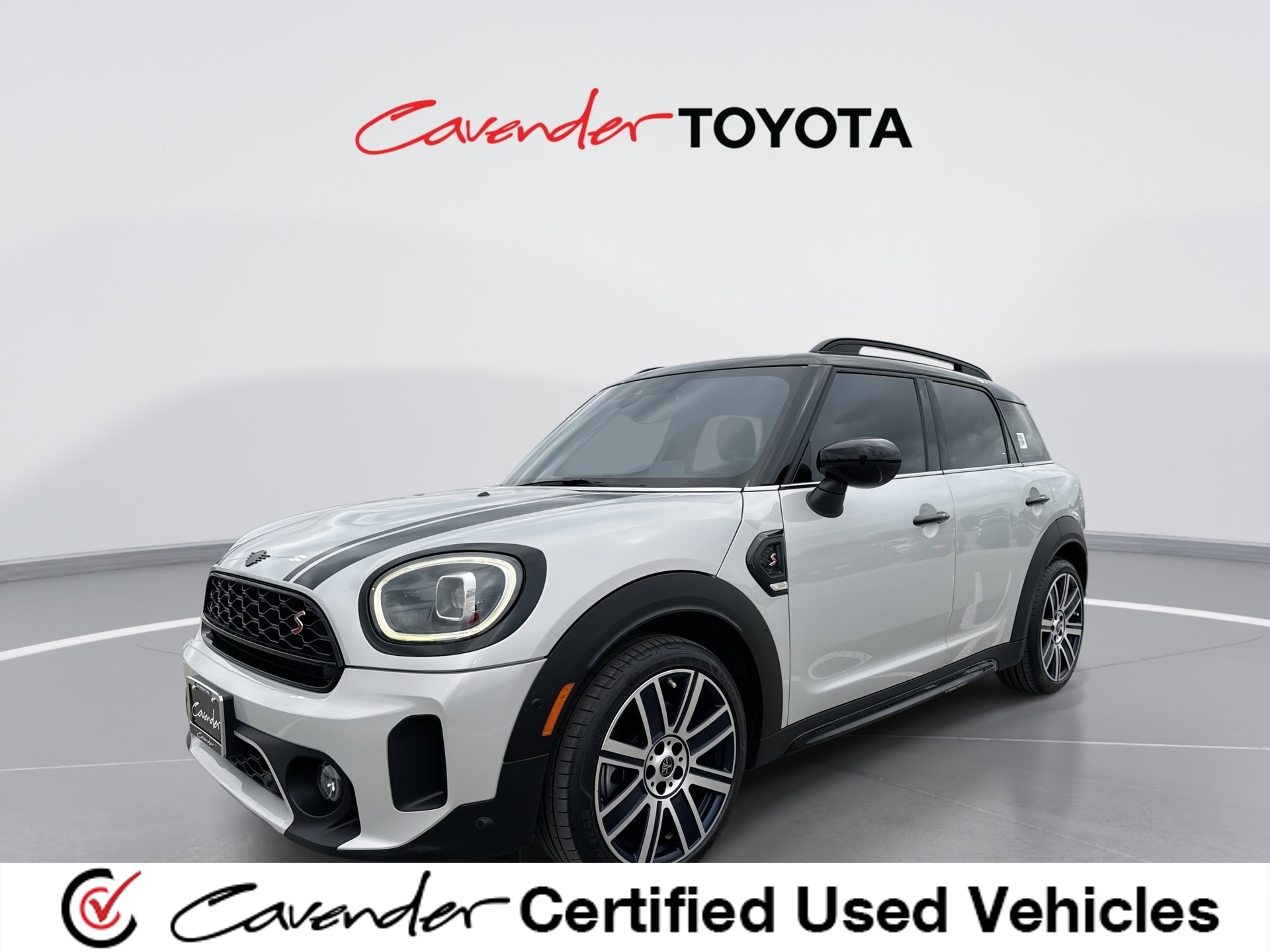 2023 MINI Countryman Cooper S's photo