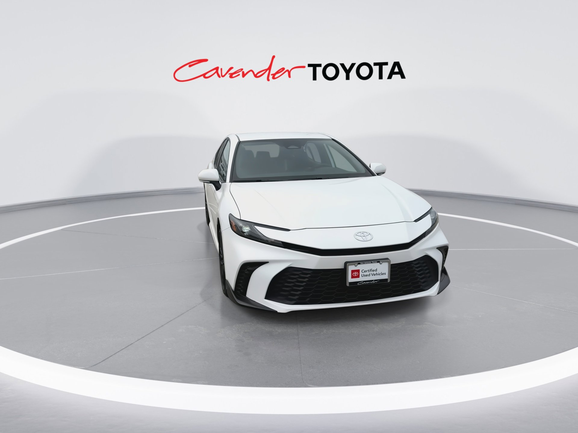 2025 Toyota Camry SE photo 3