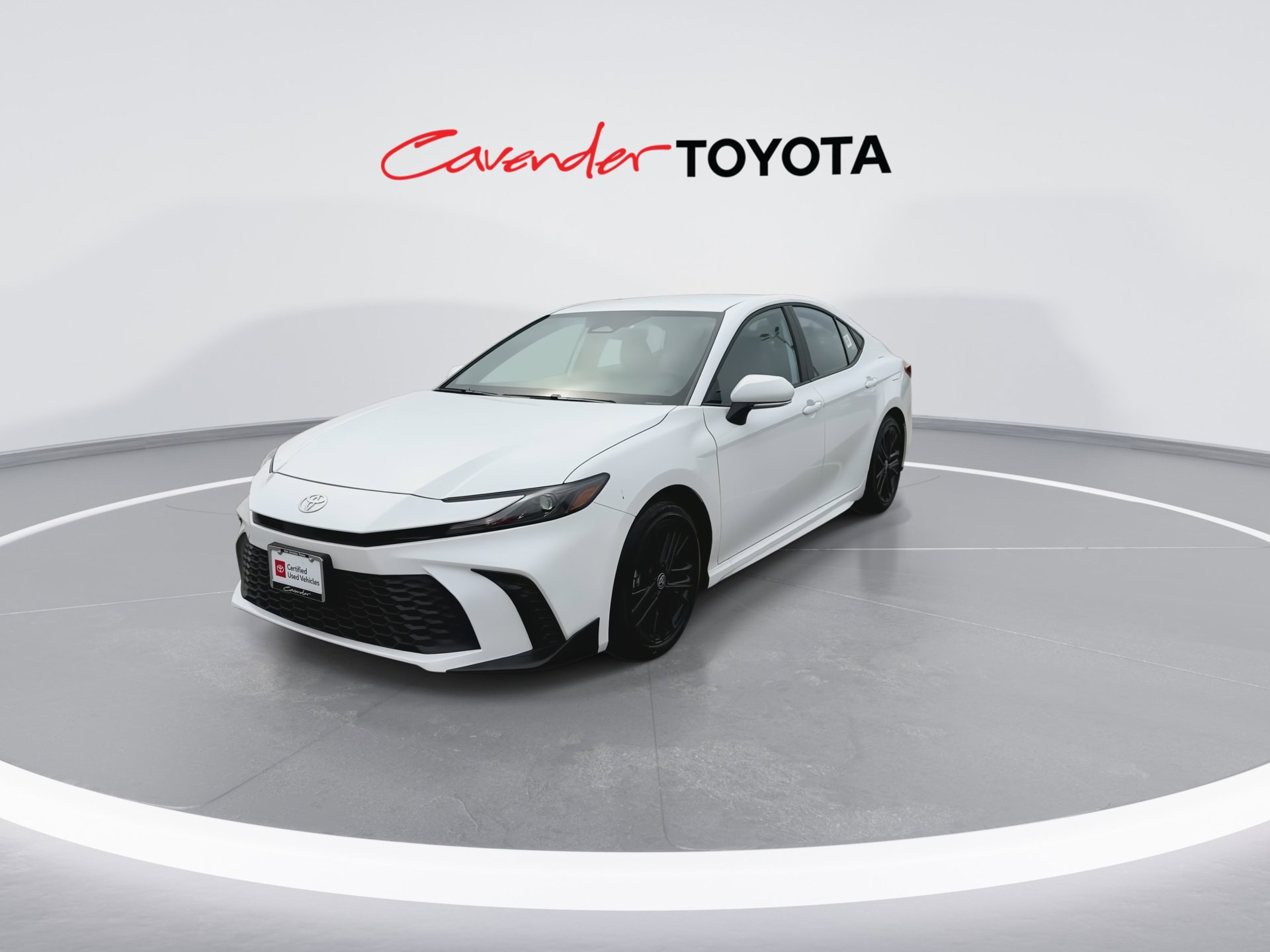 2025 Toyota Camry SE photo 4