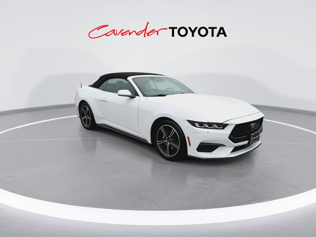 2024 Ford Mustang EcoBoost Premium photo 3