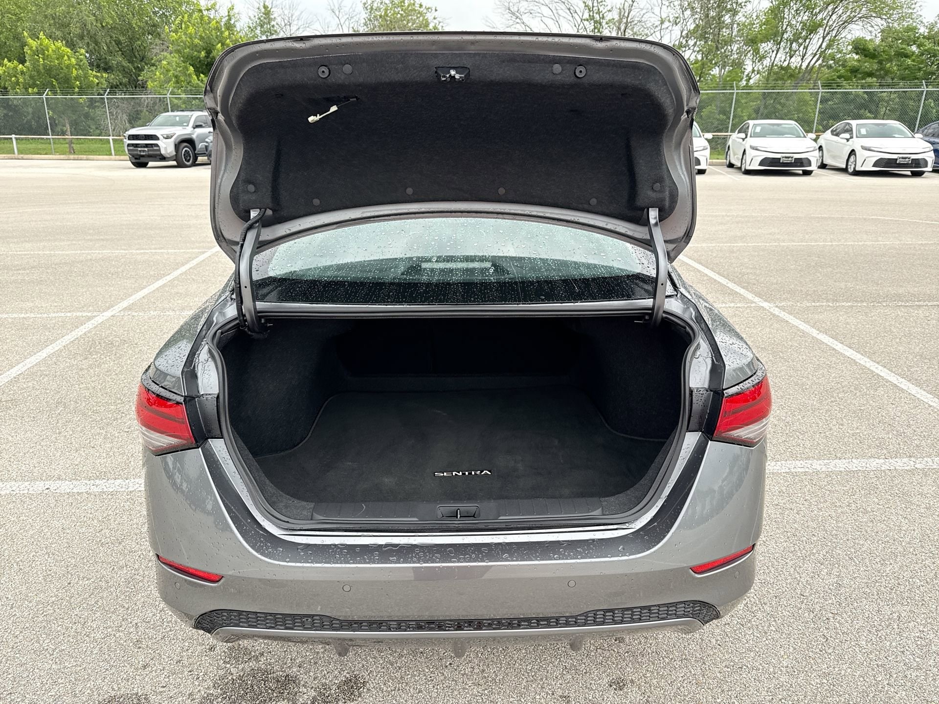 2025 Nissan Sentra SV - Photo 19