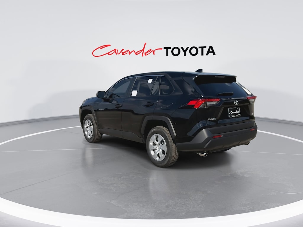 2025 Toyota RAV4 LE photo 6