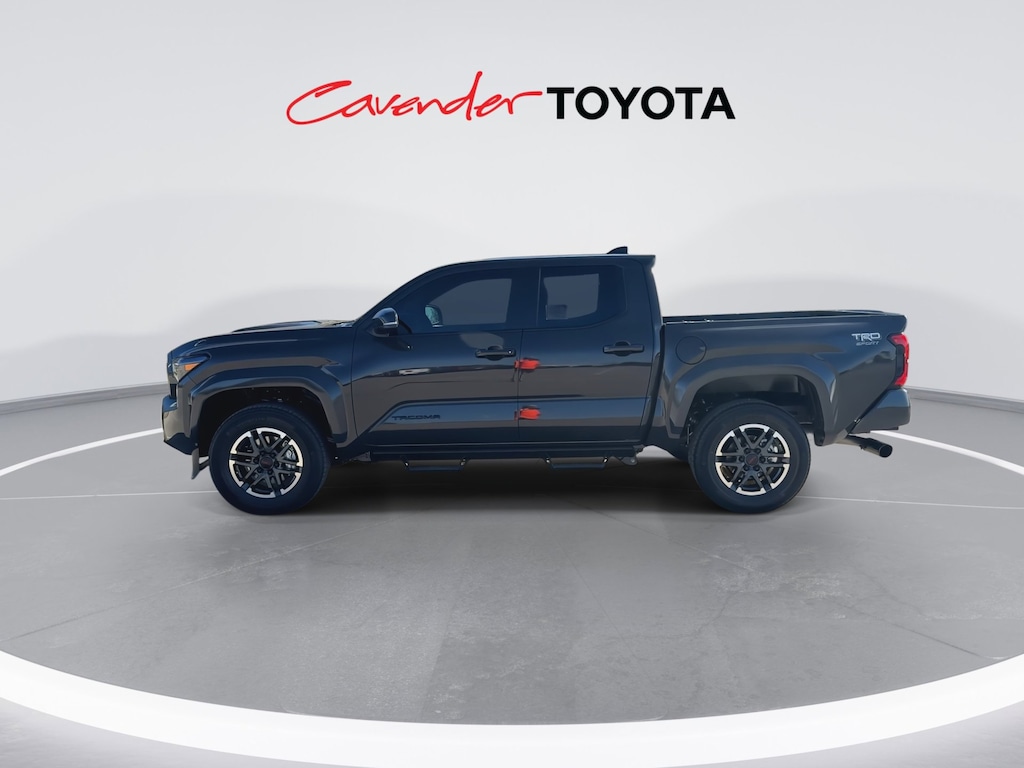 2026 Toyota Tacoma TRD Sport photo 4