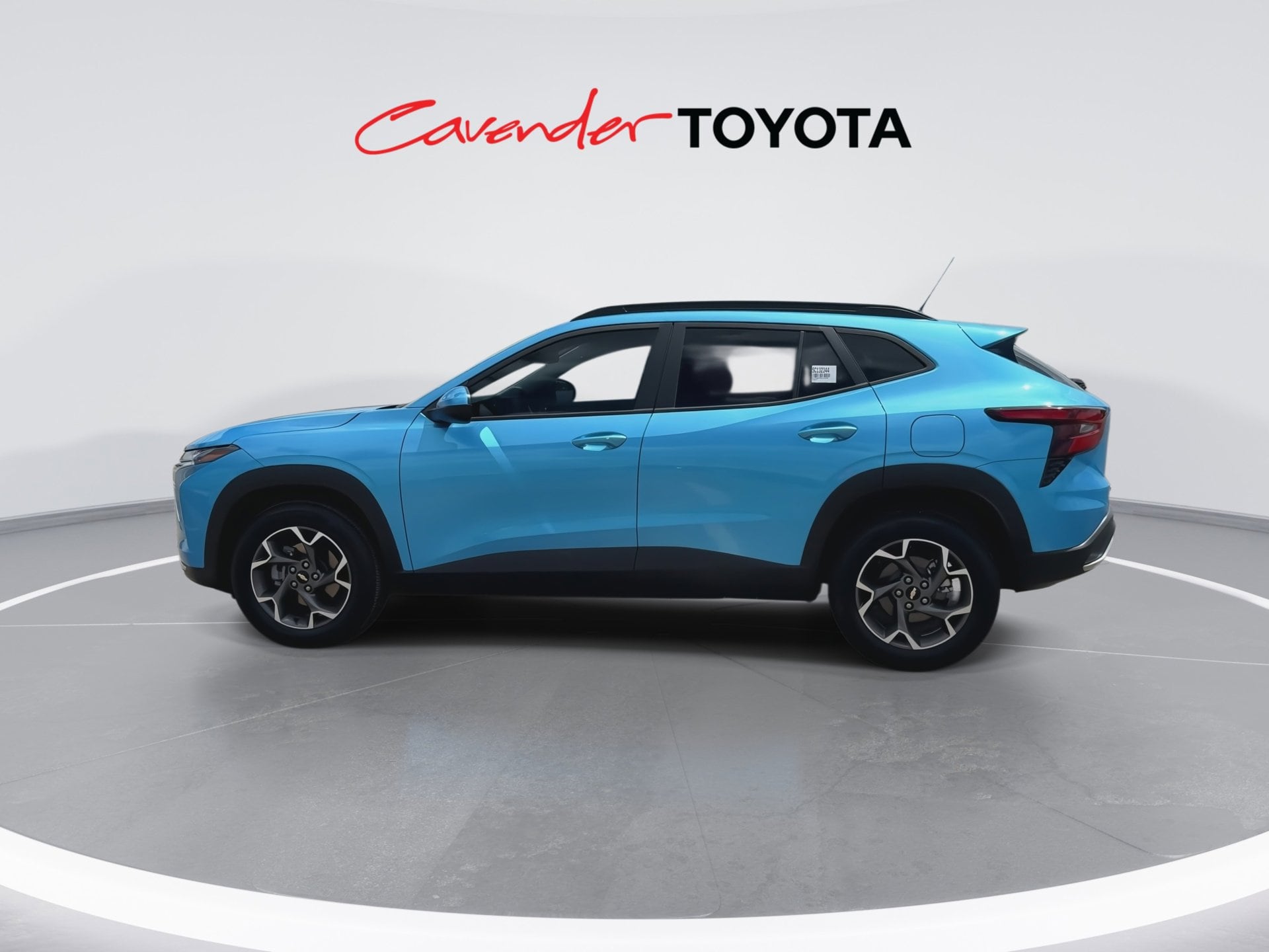 View vehicle photo 5
