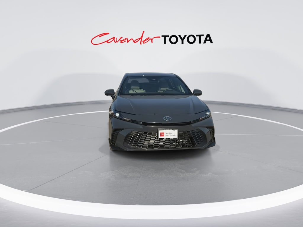 2026 Toyota Camry SE photo 3