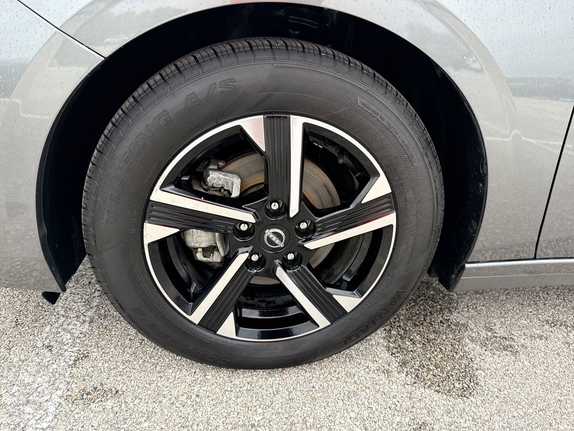 2025 Nissan Sentra SV - Photo 18