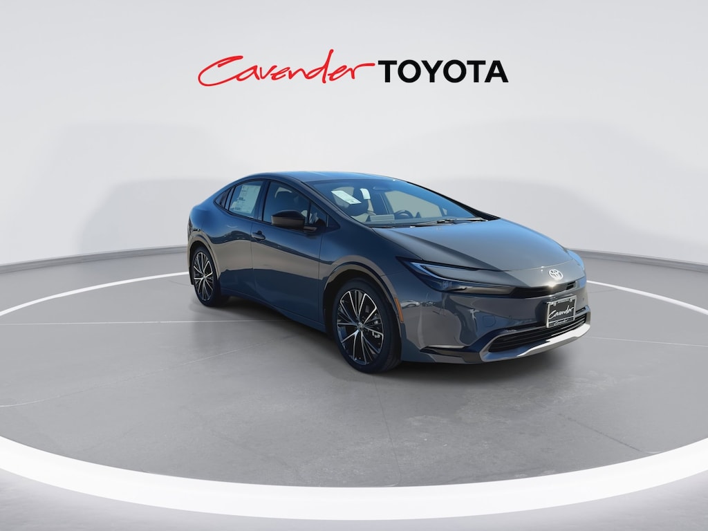 2026 Toyota Prius XLE photo 2