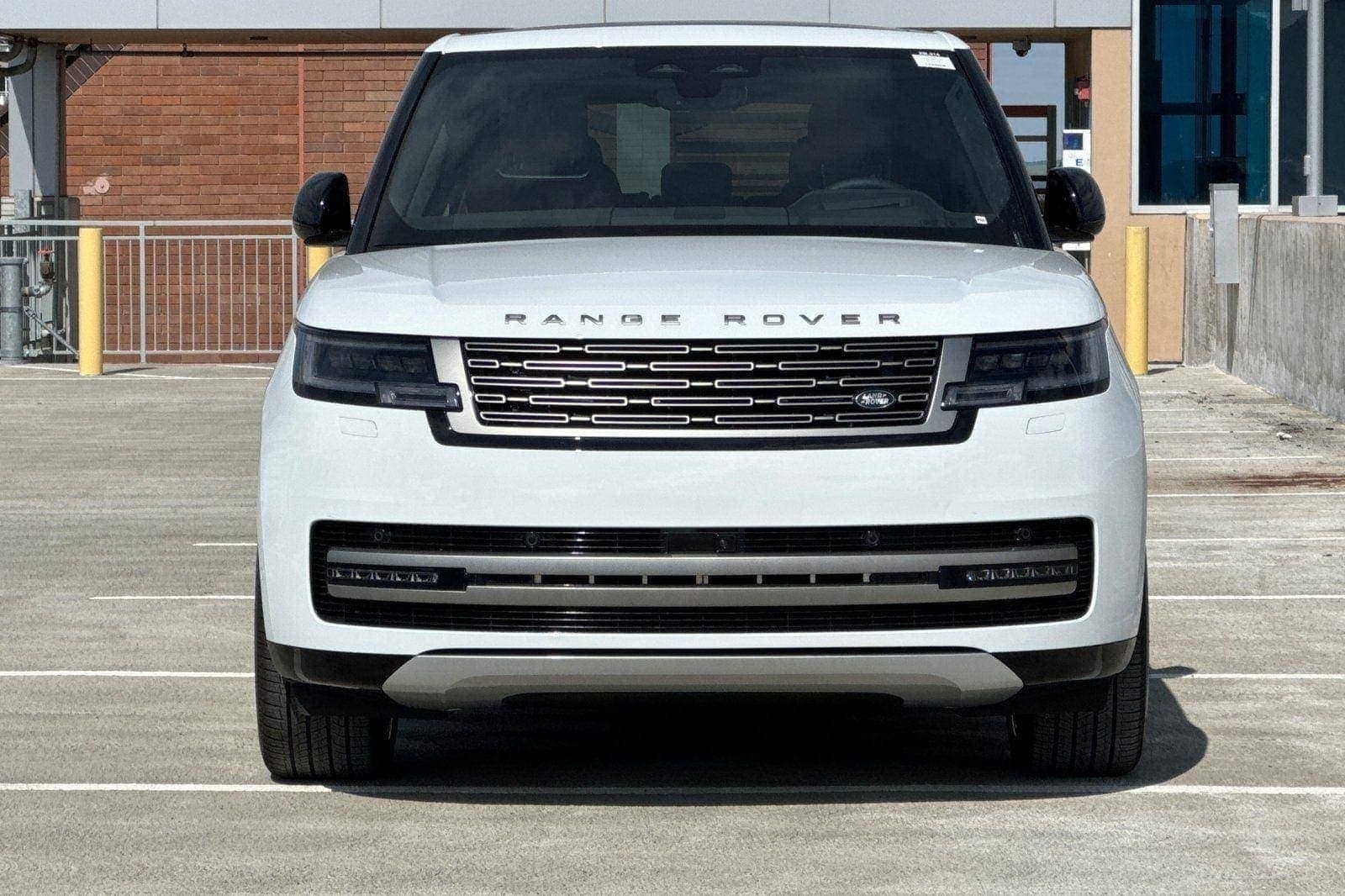 2025 Land Rover Range Rover SE - Photo 8
